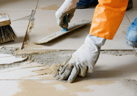 découvrez les étapes essentielles pour préparer efficacement un support ancien avant de poser un nouveau carrelage, afin d'assurer une finition durable et esthétique.